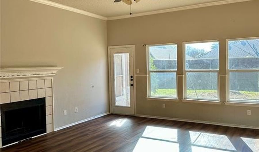 1414 Country Ln, Allen, TX 75002 - 4 Beds, 2 Bath