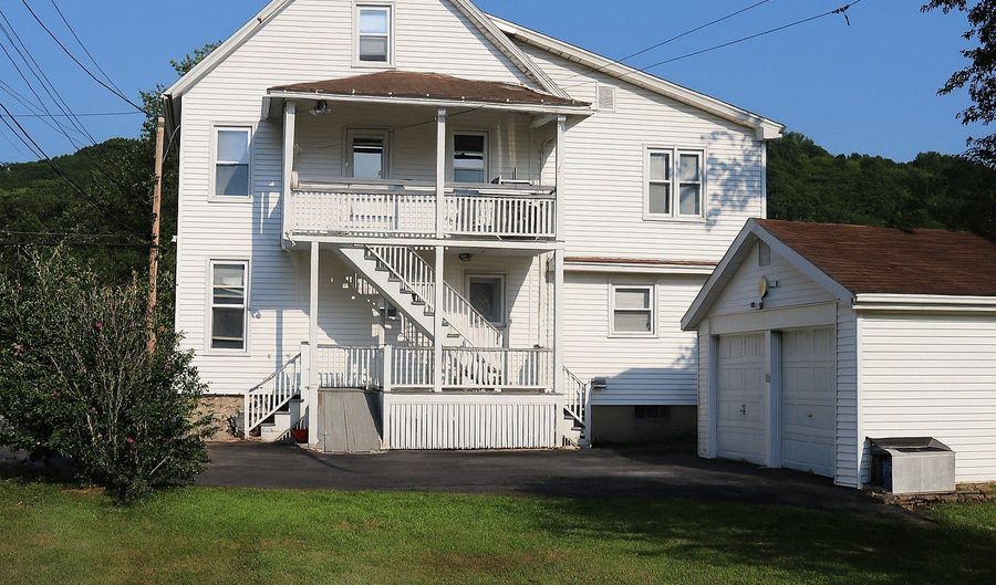 72 Colony St, Ansonia, CT 06401 - 5 Beds, 3 Bath