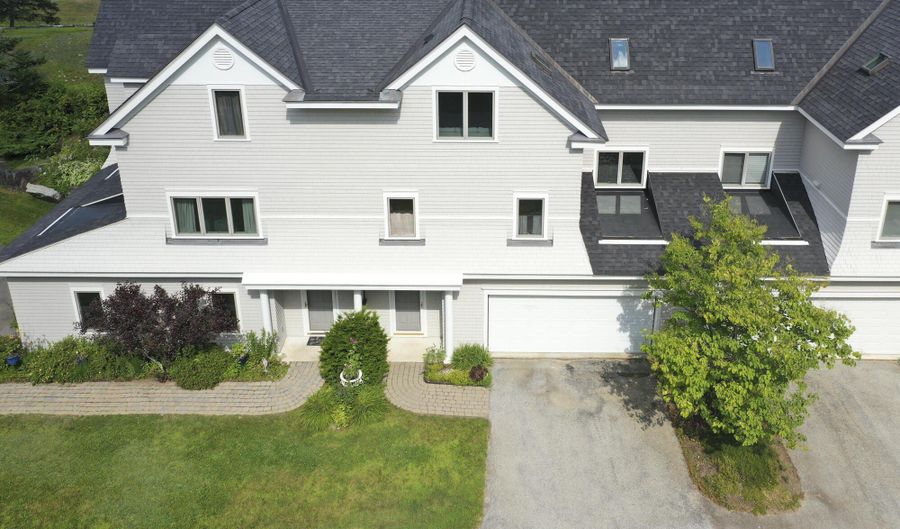 28 B Springbrook Dr, Belfast, ME 04915 - 2 Beds, 2 Bath