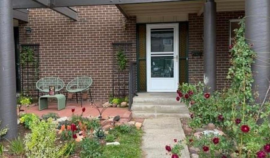 1466 Greenbriar Blvd, Boulder, CO 80305 - 4 Beds, 4 Bath