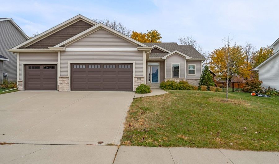 902 Wilder Blvd, Ames, IA 50014 - 5 Beds, 4 Bath