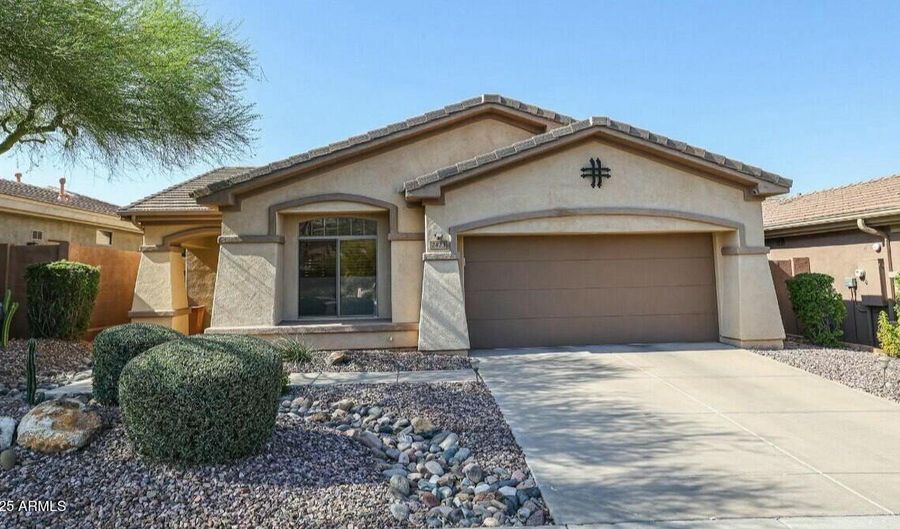 2423 W SHADOW GLEN Ct, Anthem, AZ 85086 - 2 Beds, 2 Bath