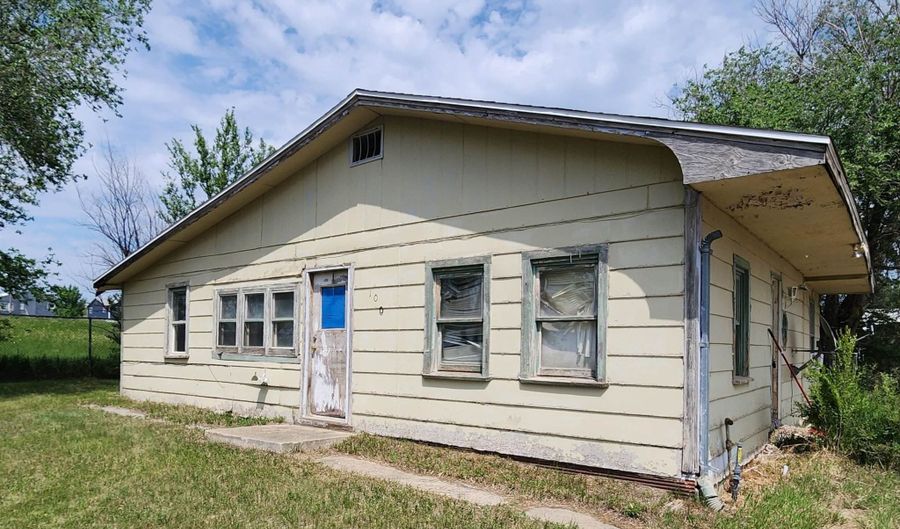 100 Other, Box Elder, SD 57719 - 3 Beds, 1 Bath