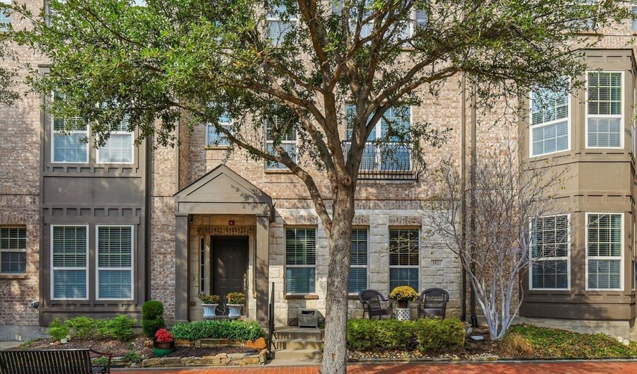 3941 Asbury Ln, Addison, TX 75001 - 4 Beds, 4 Bath