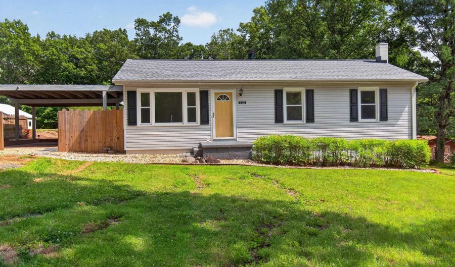 2112 CARPENTERS MILL Rd, Barboursville, VA 22923 - 2 Beds, 2 Bath