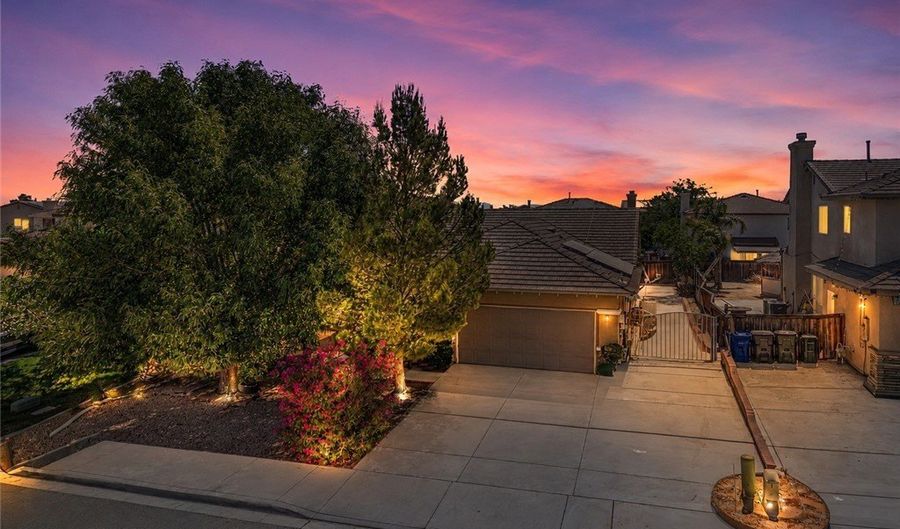 15023 Henderson St, Adelanto, CA 92301 - 4 Beds, 3 Bath