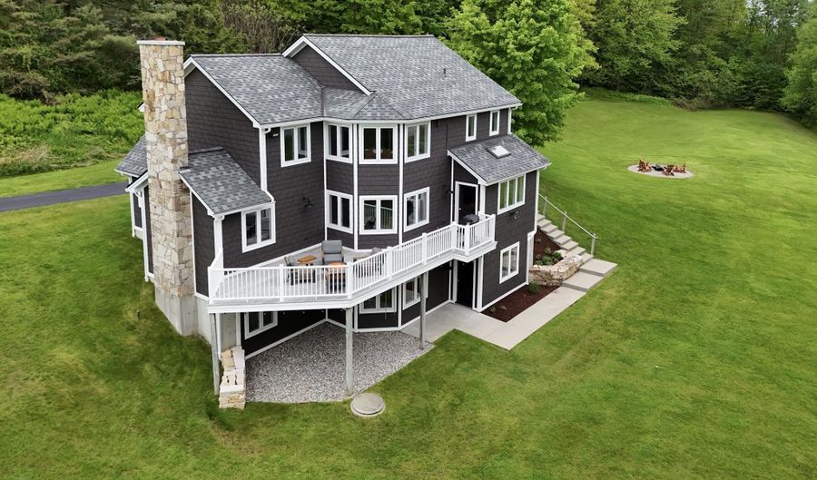 105 Brook Dr, Burlington, VT 05408 - 3 Beds, 4 Bath