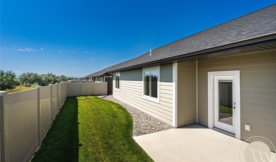2923 Eagle Butte Trl, Billings, MT 59106 - 3 Beds, 2 Bath