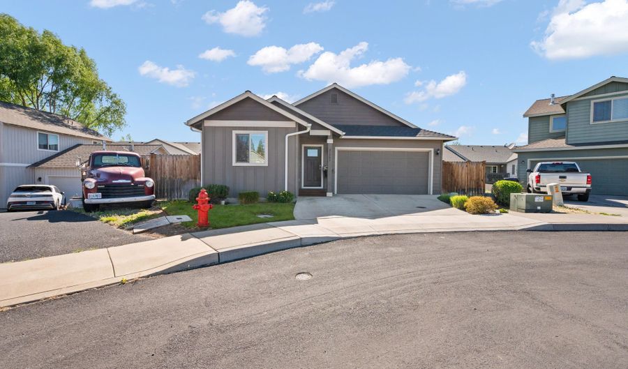 21301 Oconnor Way, Bend, OR 97701 - 3 Beds, 2 Bath