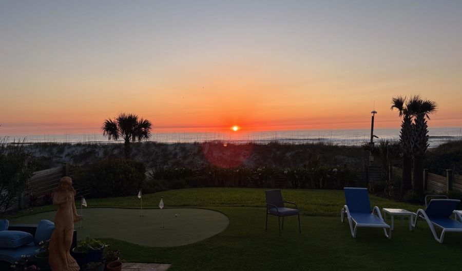 1515 BEACH Ave, Atlantic Beach, FL 32233 - 6 Beds, 5 Bath