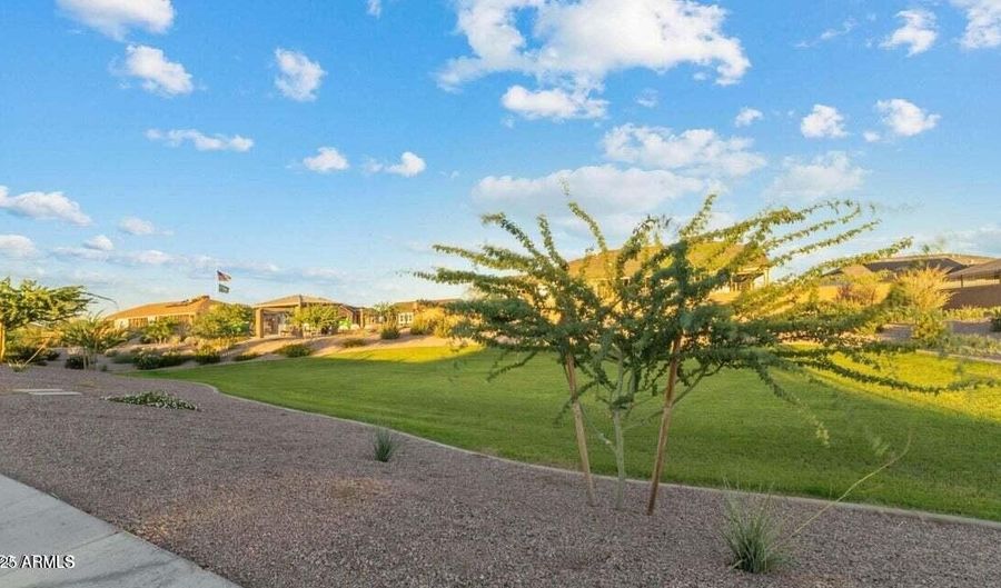 1168 W FALLS CANYON Dr, Casa Grande, AZ 85122 - 4 Beds, 2 Bath