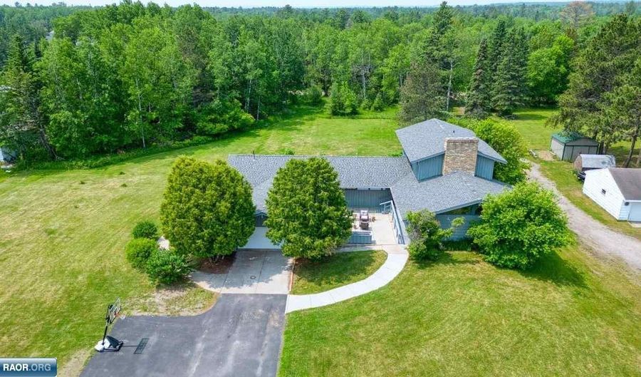 417 Main St, Aurora, MN 55705 - 7 Beds, 3 Bath