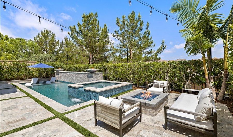 14 Anacapa Ln, Aliso Viejo, CA 92656 - 4 Beds, 5 Bath