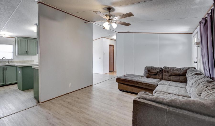 661 Missouri Ave, Asbury, MO 64832 - 4 Beds, 2 Bath