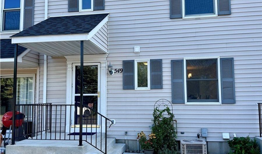 549 Burroughs Dr, Amherst, NY 14226 - 2 Beds, 3 Bath