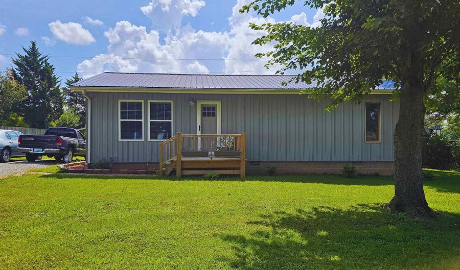 224 S 6th St, Barlow, KY 42024 - 3 Beds, 2 Bath