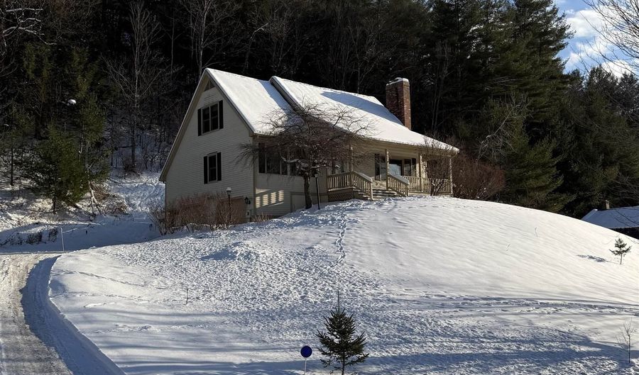 140 Point Ridge Rd, Berlin, VT 05641 - 3 Beds, 3 Bath