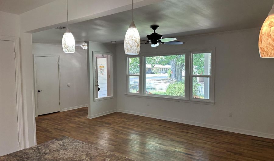 2609 Walnut Dr, Arkadelphia, AR 71923 - 4 Beds, 2 Bath