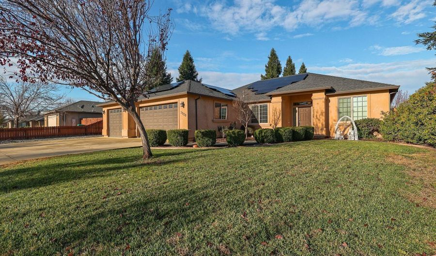 3520 Humbug Dr, Anderson, CA 96007 - 4 Beds, 2 Bath