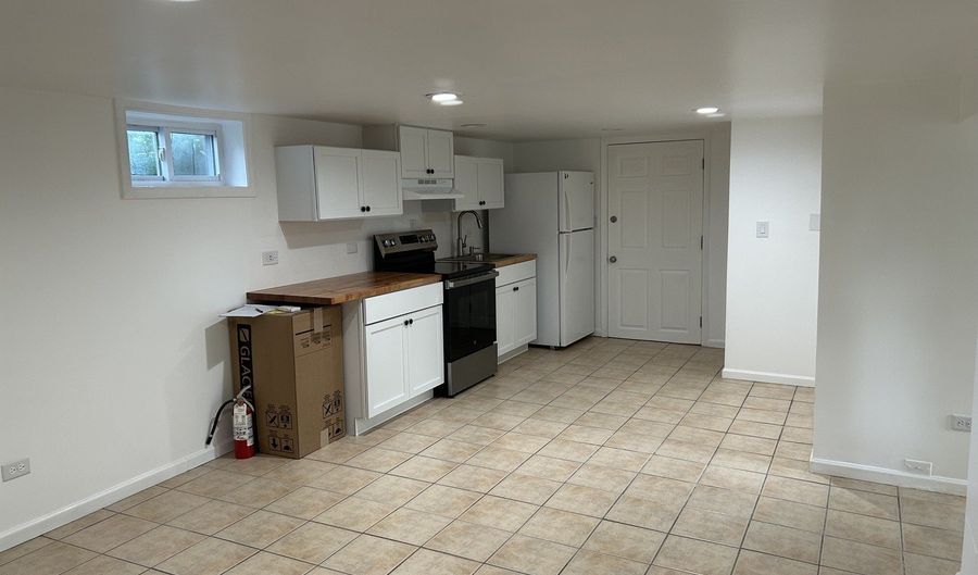 25080 W Il 173 Rte 2, Antioch, IL 60002 - 0 Beds, 1 Bath