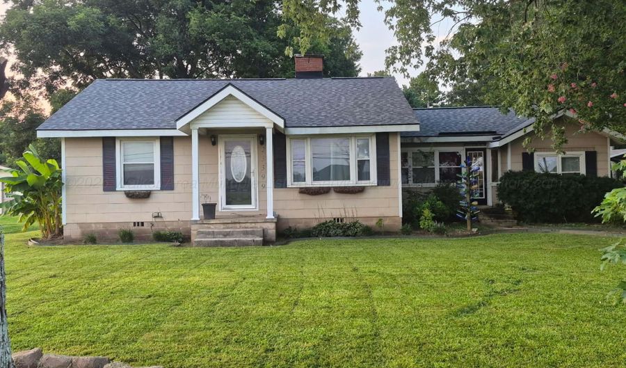 23399 NICK DAVIS Rd, Athens, AL 35611 - 3 Beds, 1 Bath