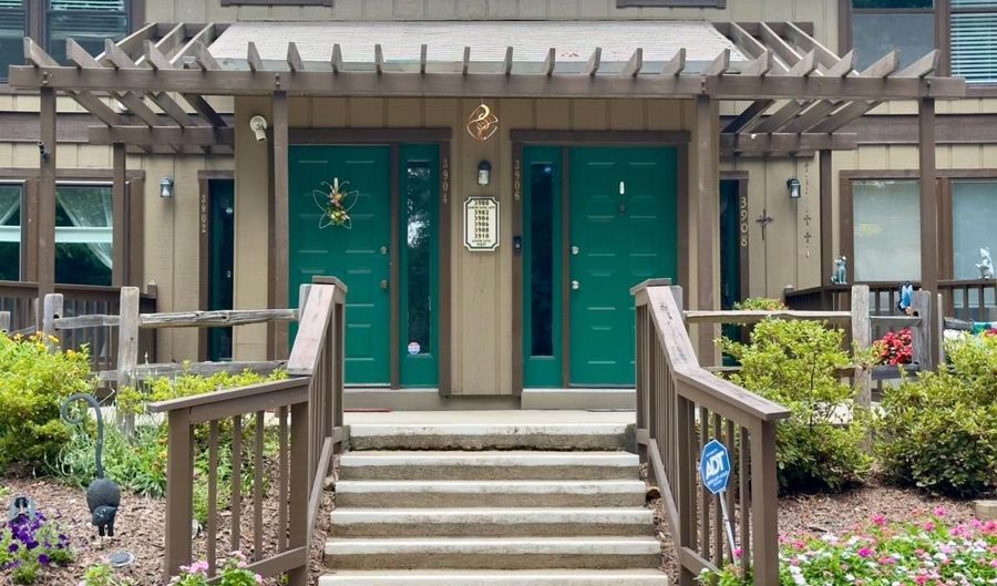 3906 Cedar 3906, Tucker, GA 30084 - 2 Beds, 2 Bath
