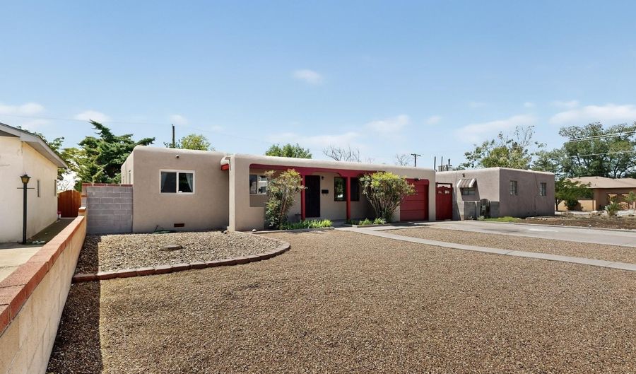 805 INDIANA St SE, Albuquerque, NM 87108 - 3 Beds, 1 Bath