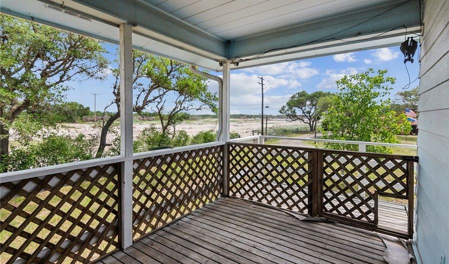 2204 County Road 1810, Aransas Pass, TX 78336 - 2 Beds, 1 Bath