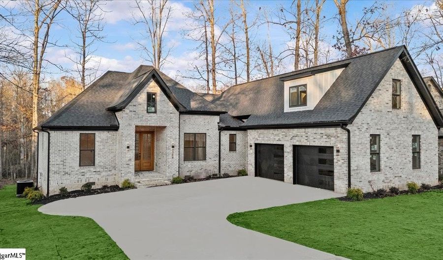 304 Of Oaks Ave, Anderson, SC 29621 - 4 Beds, 4 Bath