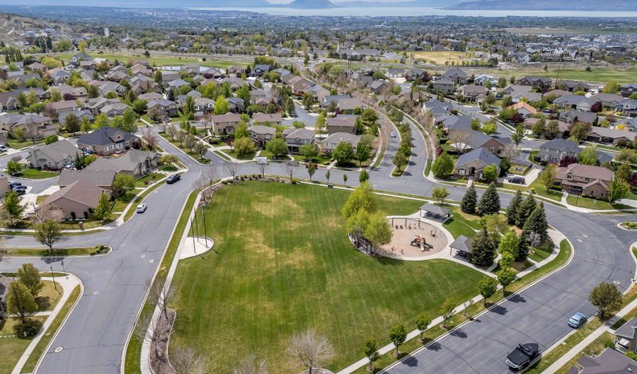 10732 N CYPRESS, Cedar Hills, UT 84062 - 6 Beds, 4 Bath