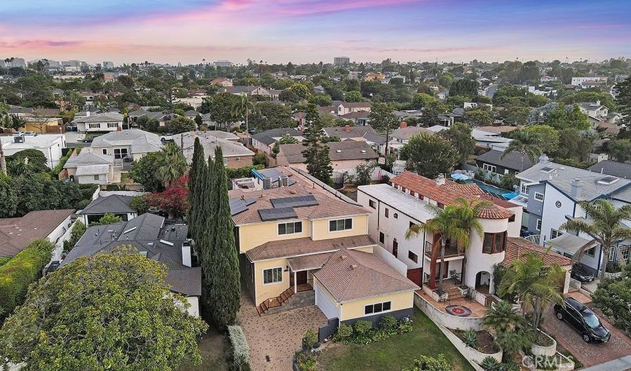 5858 Abernathy Dr, Los Angeles, CA 90045 - 6 Beds, 4 Bath