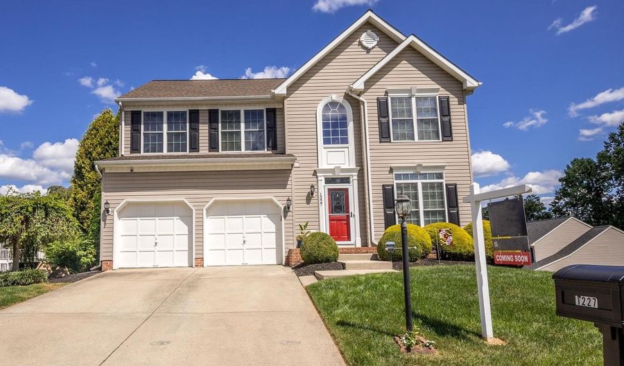 1227 HICKORY BROOK Ct, Bel Air, MD 21014 - 5 Beds, 4 Bath