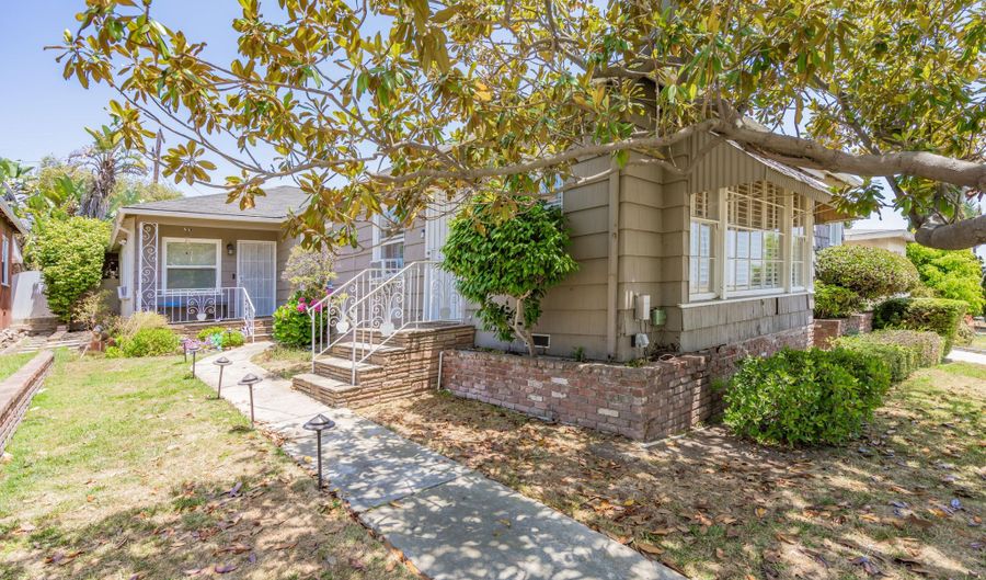 5924 S Fairfax Ave, Los Angeles, CA 90056 - 4 Beds, 2 Bath