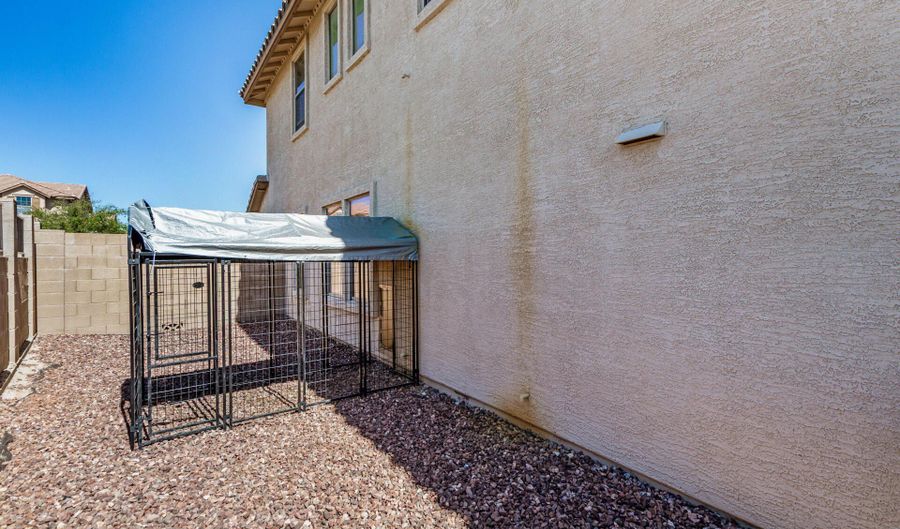22181 W DEVIN Dr, Buckeye, AZ 85326 - 5 Beds, 3 Bath