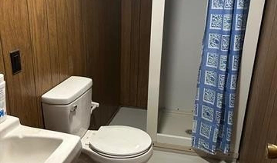 17219 Oconnor Ave, Allen Park, MI 48101 - 3 Beds, 2 Bath