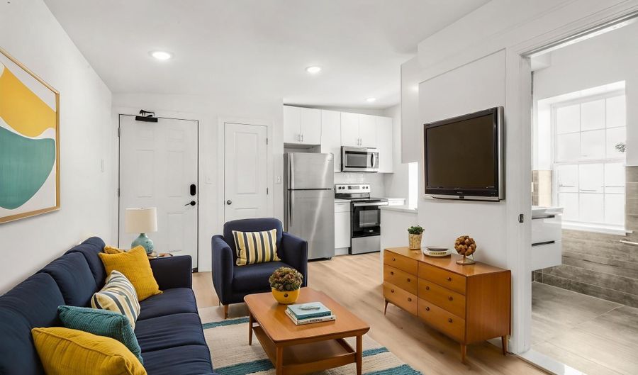 2046 E HUNTINGDON St 3F, Philadelphia, PA 19125 - 2 Beds, 1 Bath