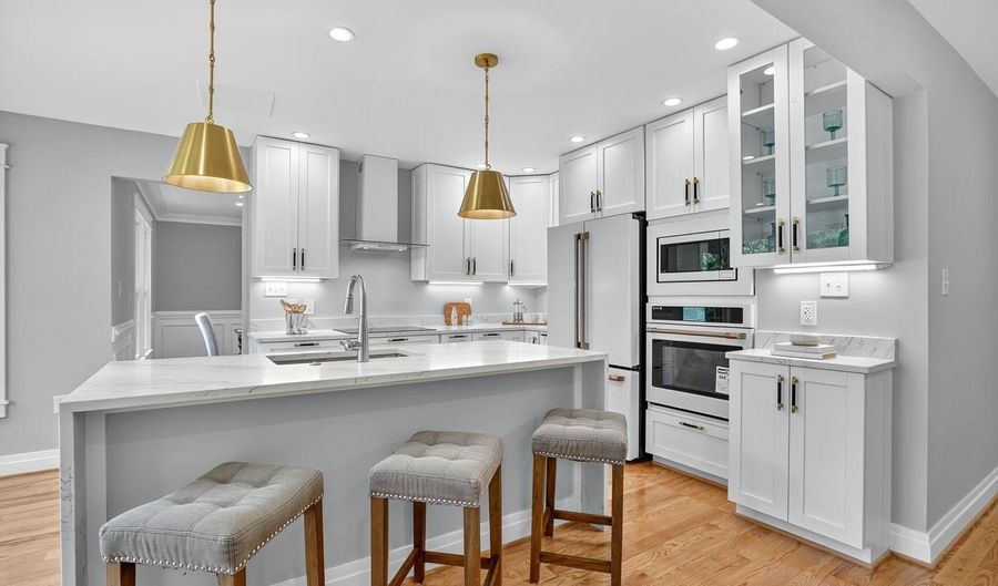 4122 FERRY LANDING Rd, Alexandria, VA 22309 - 5 Beds, 5 Bath