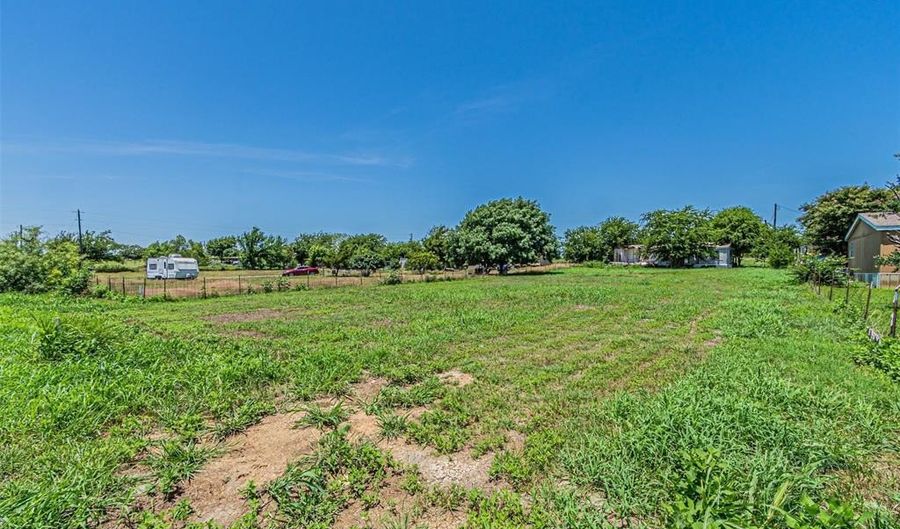 8801 Kelly Ln, Alvarado, TX 76009 - 0 Beds, 0 Bath