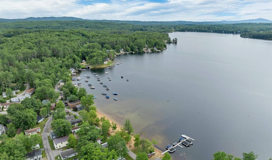 3 5Th St, Belmont, NH 03220 - 3 Beds, 3 Bath