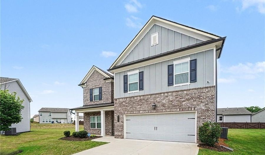 612 Auburn Crossing Dr, Auburn, GA 30011 - 4 Beds, 3 Bath