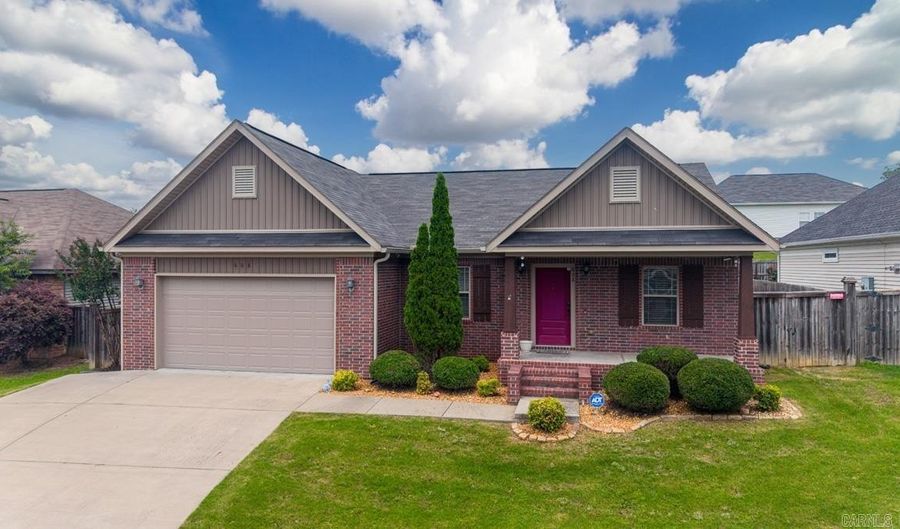 608 Surrey Ln, Benton, AR 72015 - 3 Beds, 2 Bath