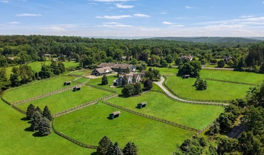 579 Goritz Rd, Alexandria Twp., NJ 08802 - 4 Beds, 4 Bath
