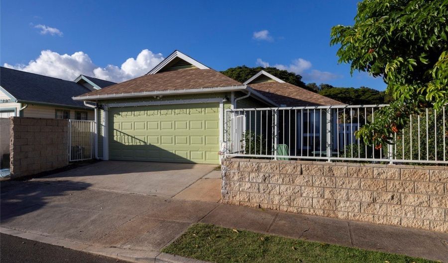 92-1106 Liolio Pl, Kapolei, HI 96707 - 3 Beds, 2 Bath