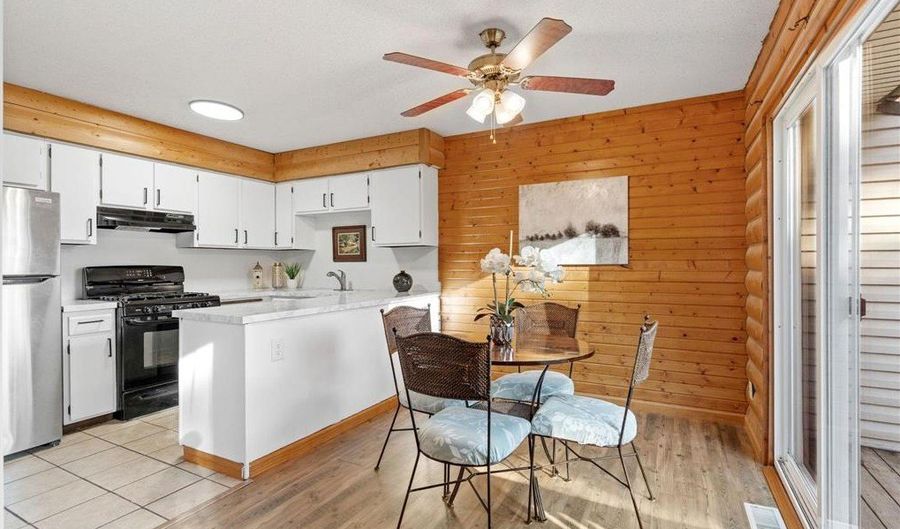 13573 Everton Ave, Apple Valley, MN 55124 - 3 Beds, 2 Bath