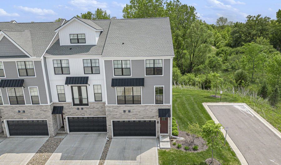 2990 Stoke Way, Ann Arbor, MI 48105 - 4 Beds, 4 Bath