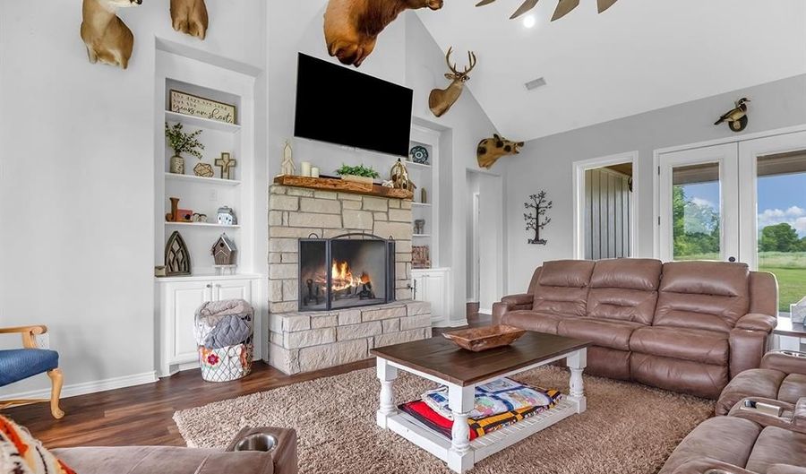 294 County Road 2717, Alto, TX 75925 - 4 Beds, 4 Bath