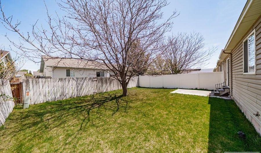 3109 E 1st St, Ammon, ID 83401 - 3 Beds, 2 Bath