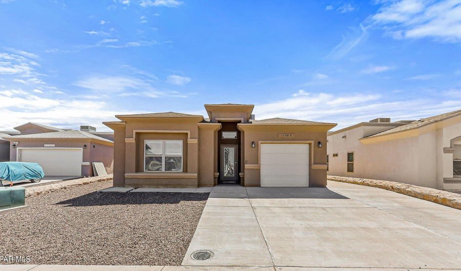 11589 Flor Cadillo, Socorro, TX 79927 - 3 Beds, 2 Bath