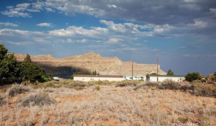 E Old N Church, Big Water, UT 84741 - 0 Beds, 0 Bath