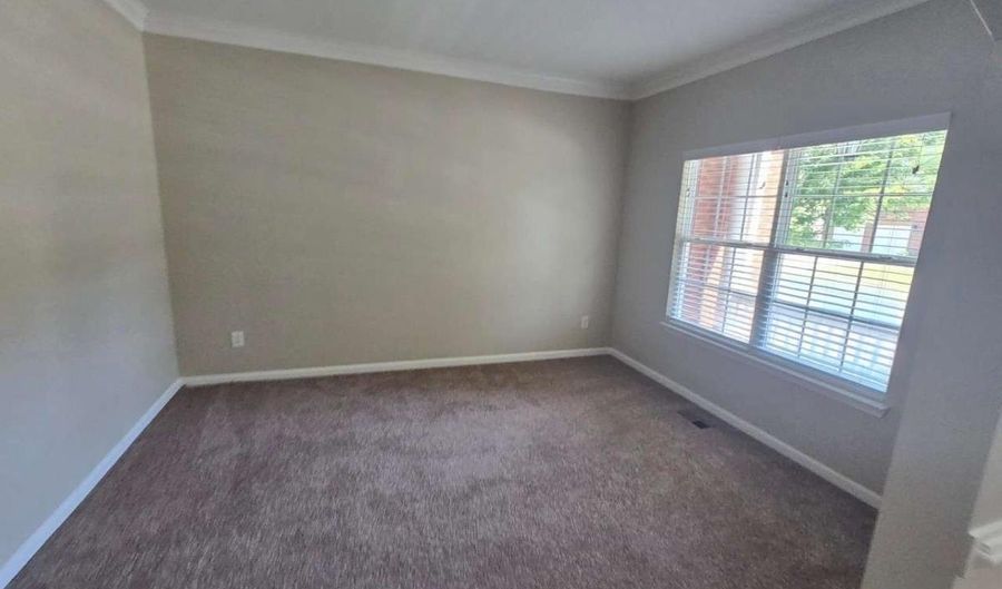 3470 Tupelo, Auburn, GA 30011 - 5 Beds, 3 Bath